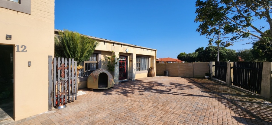 4 Bedroom Property for Sale in Dana Bay Western Cape